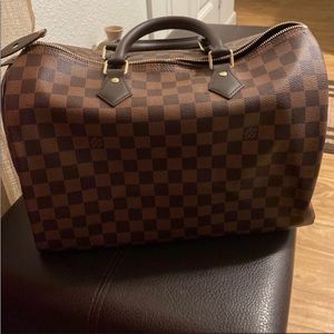 Brand new no sign of wear everything intack